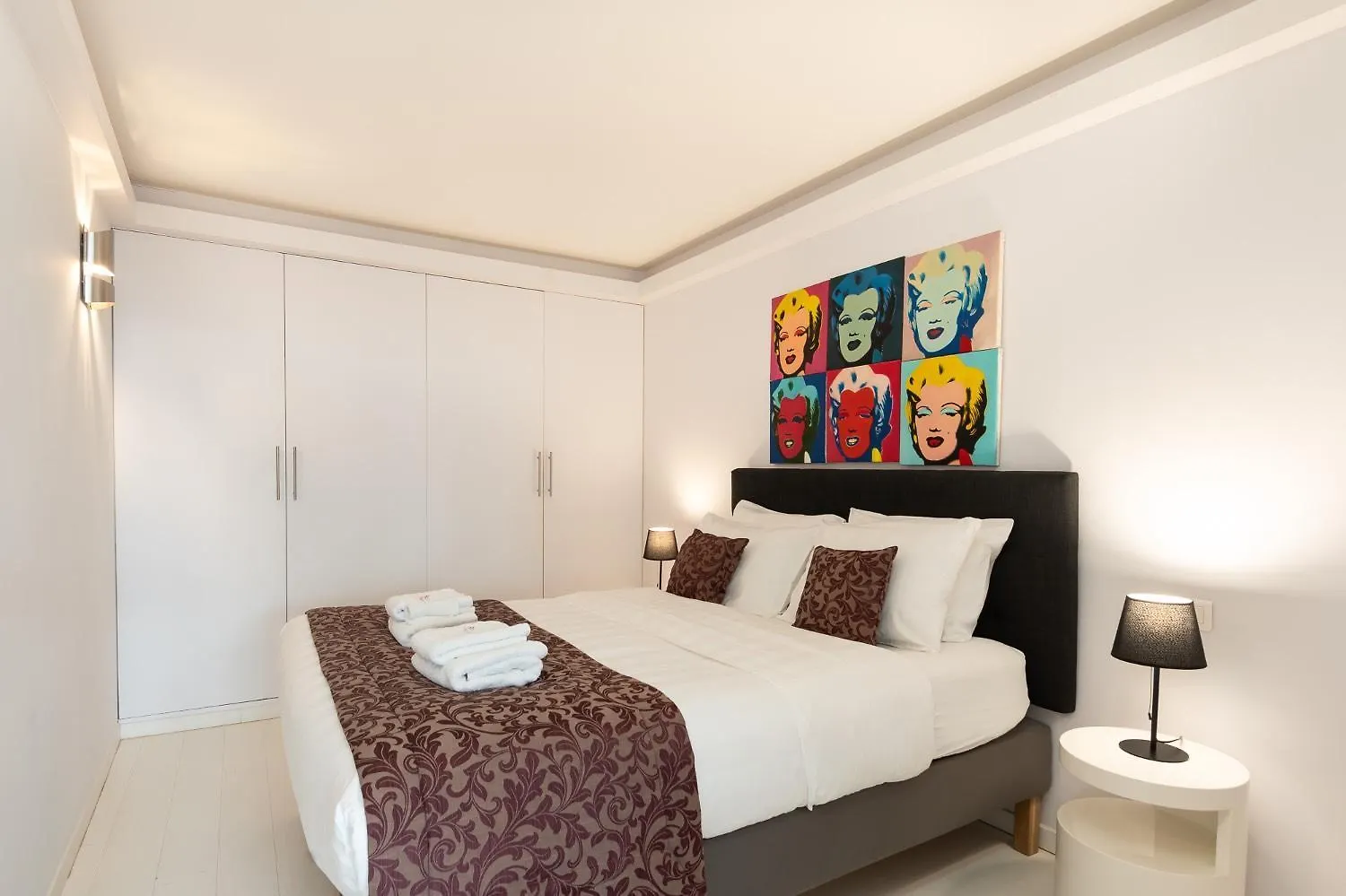 Modern 3 Bedrooms 3 Baths Full Center Of Párizs Apartman